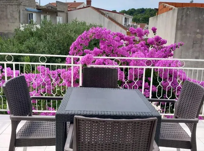 Apartment Mladen